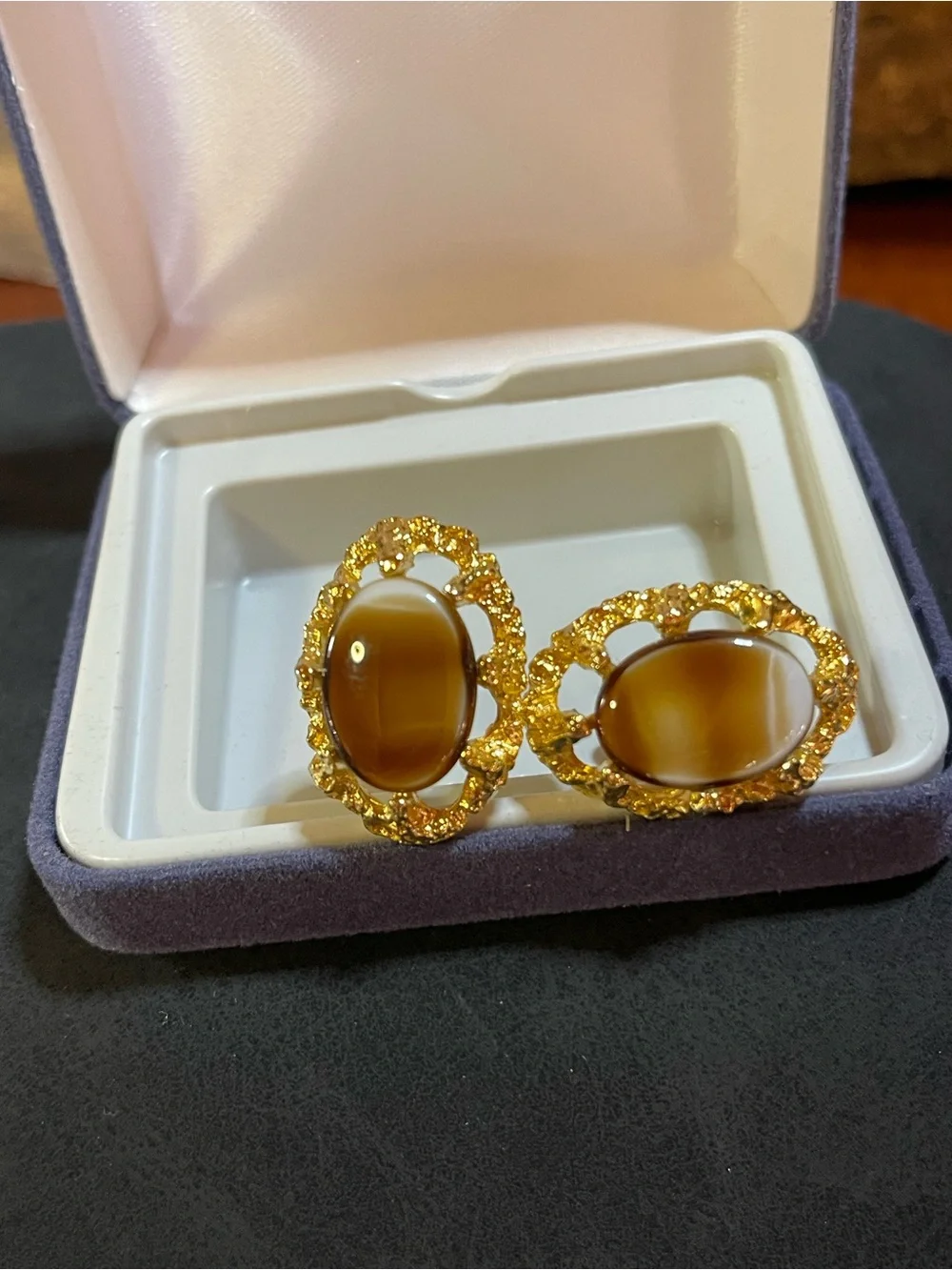 Pristine Vintage Condition/ Plated Gold-Tone Nugget Style Cabochon Cufflinks